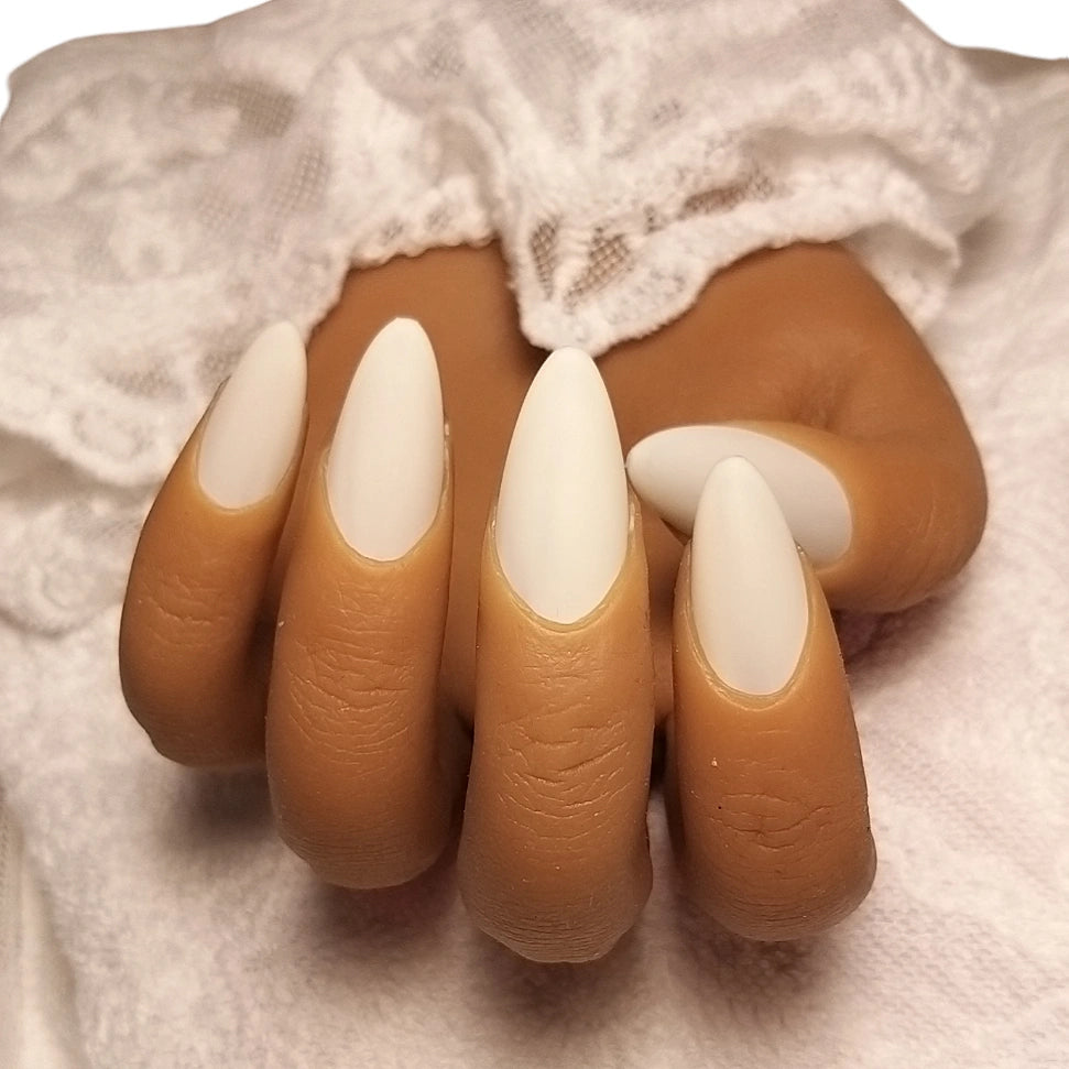 Press-on Nagels #014 – Crème Vanilla Mat Amandel | Strak & Minimalistisch | Quida