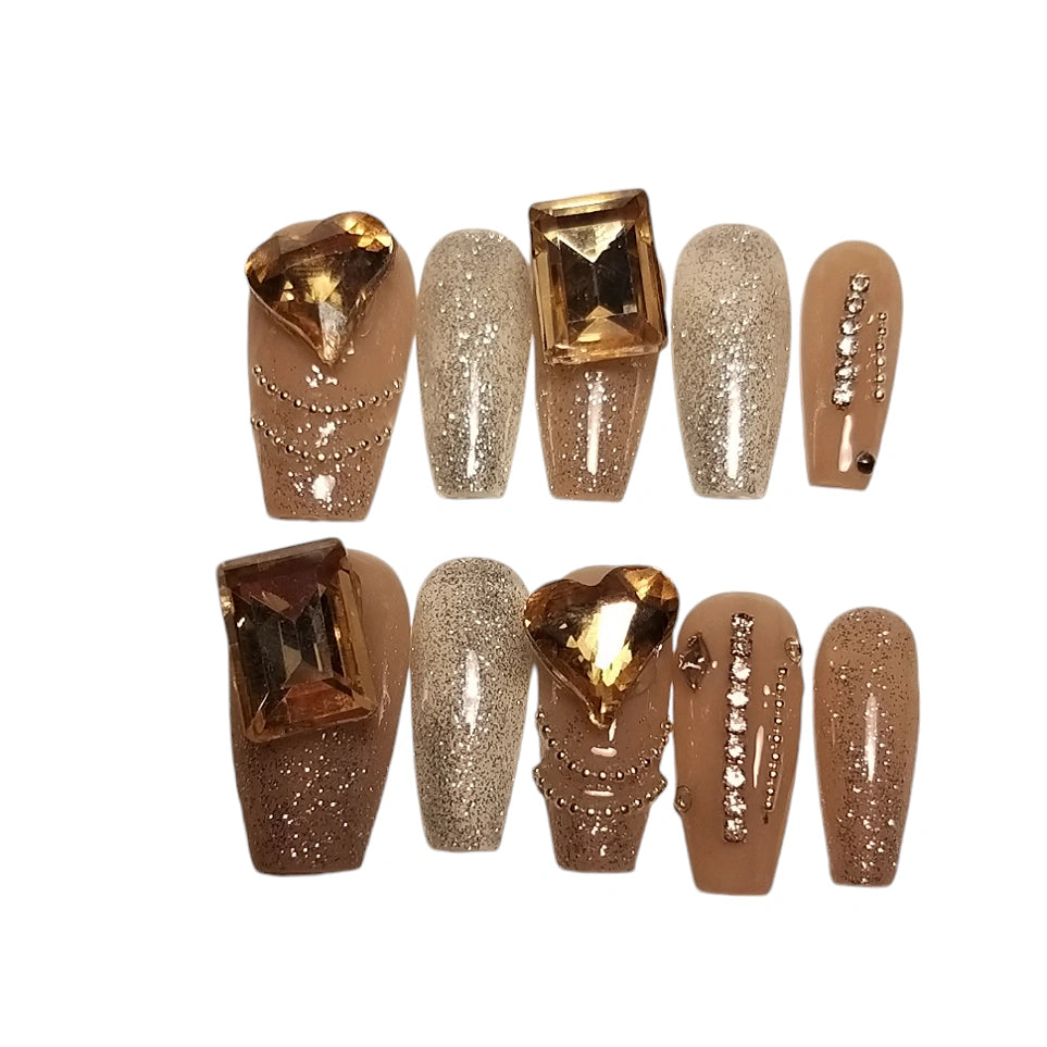 Press-on Nagels #019 – Nude Ballerina met Grote Amber Diamanten & Rhinestone Ketting | Quida