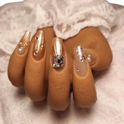 Press-on Nagels #020 – Rose Gold Metallic Ballerina met Diamant, Glitter & Parels | Quida