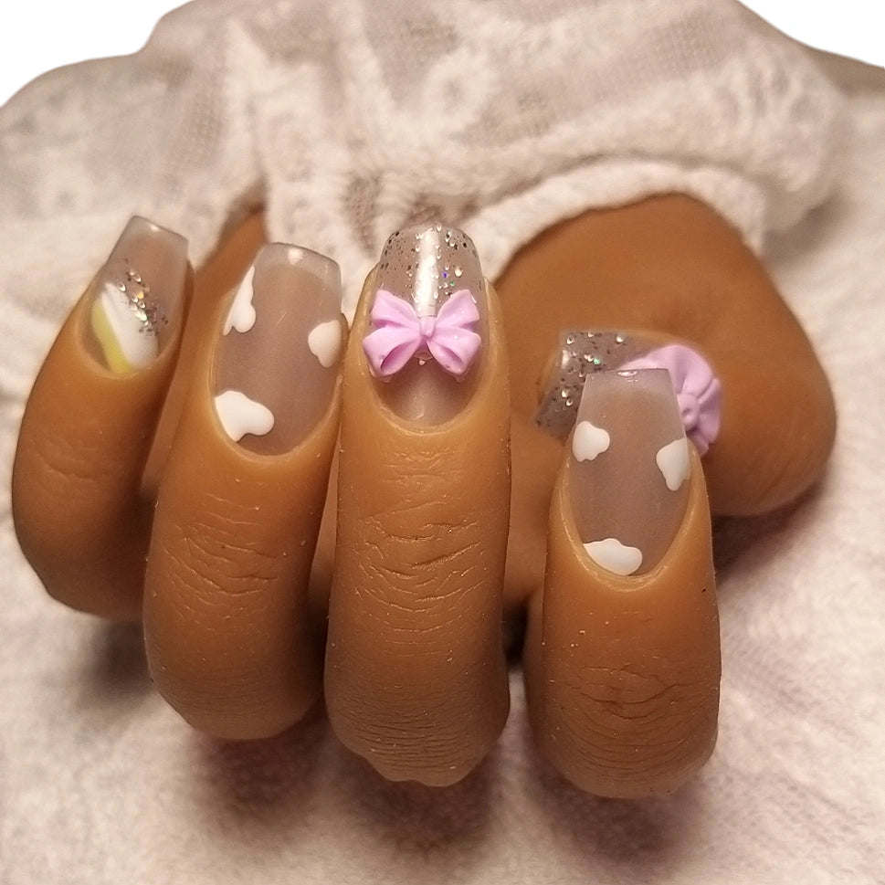 Press-on Nagels #037 – Wit Vierkant met 3D Lila Strikje, Bloem, Roze Lolly & Zilveren Glitter | Quida