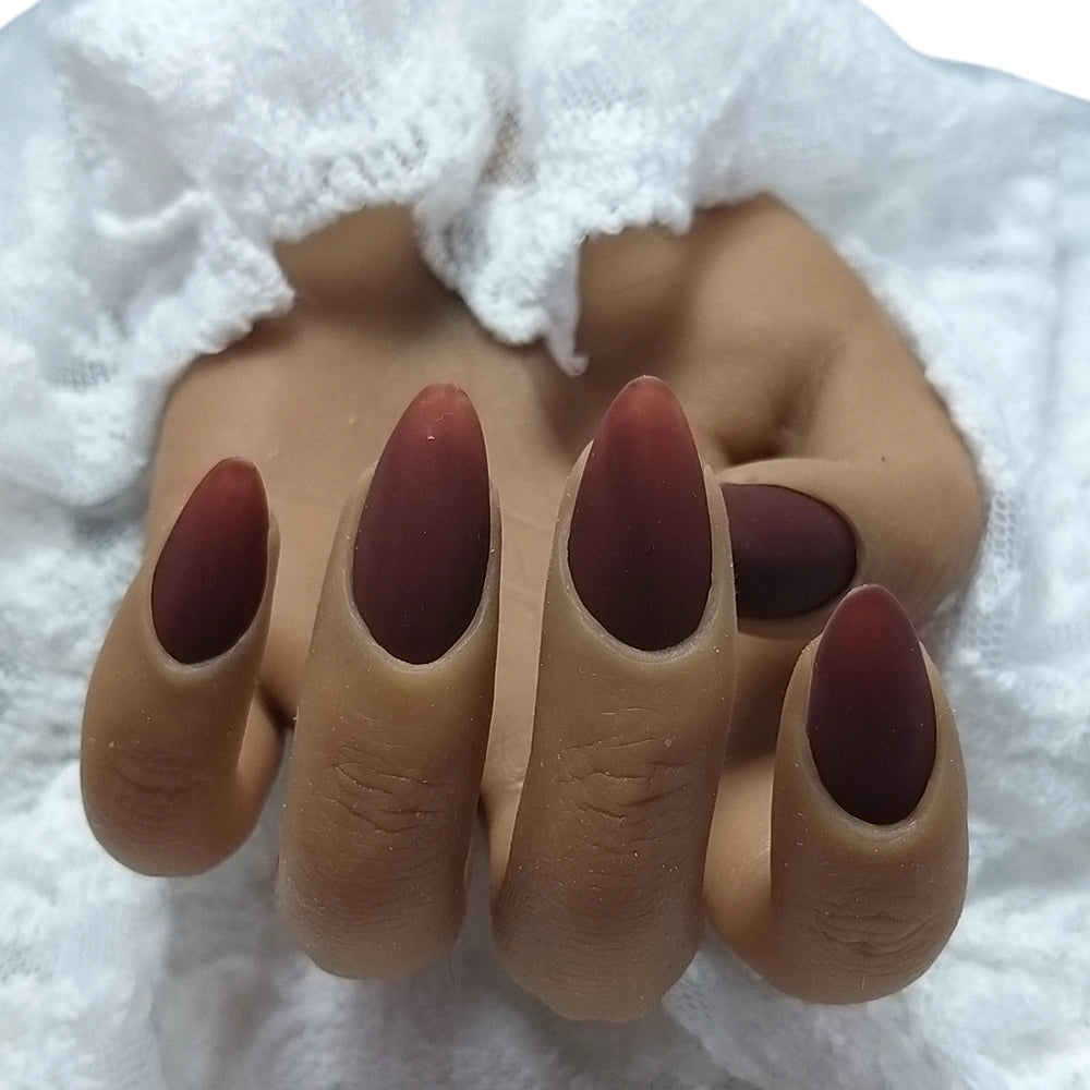 Press-on Nagels #057 – Bordeaux Oxblood Amandel Effen Mat | Quida