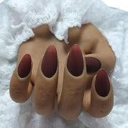 Press-on Nagels #057 – Bordeaux Oxblood Amandel Effen Mat | Quida