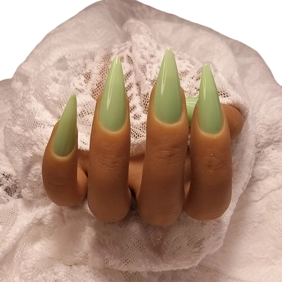 Press-on Nagels #085 – Appelgroen Stiletto Extra Lang Effen Hoogglans | Quida