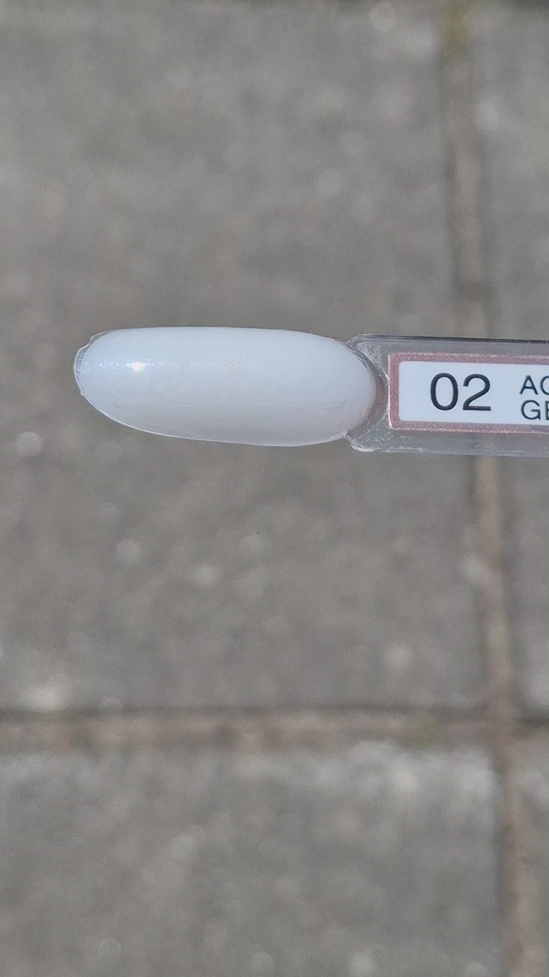 Video laden: Acrylgel Off White #02 – Zacht Gebroken Wit met Koele Grijze Ondertoon