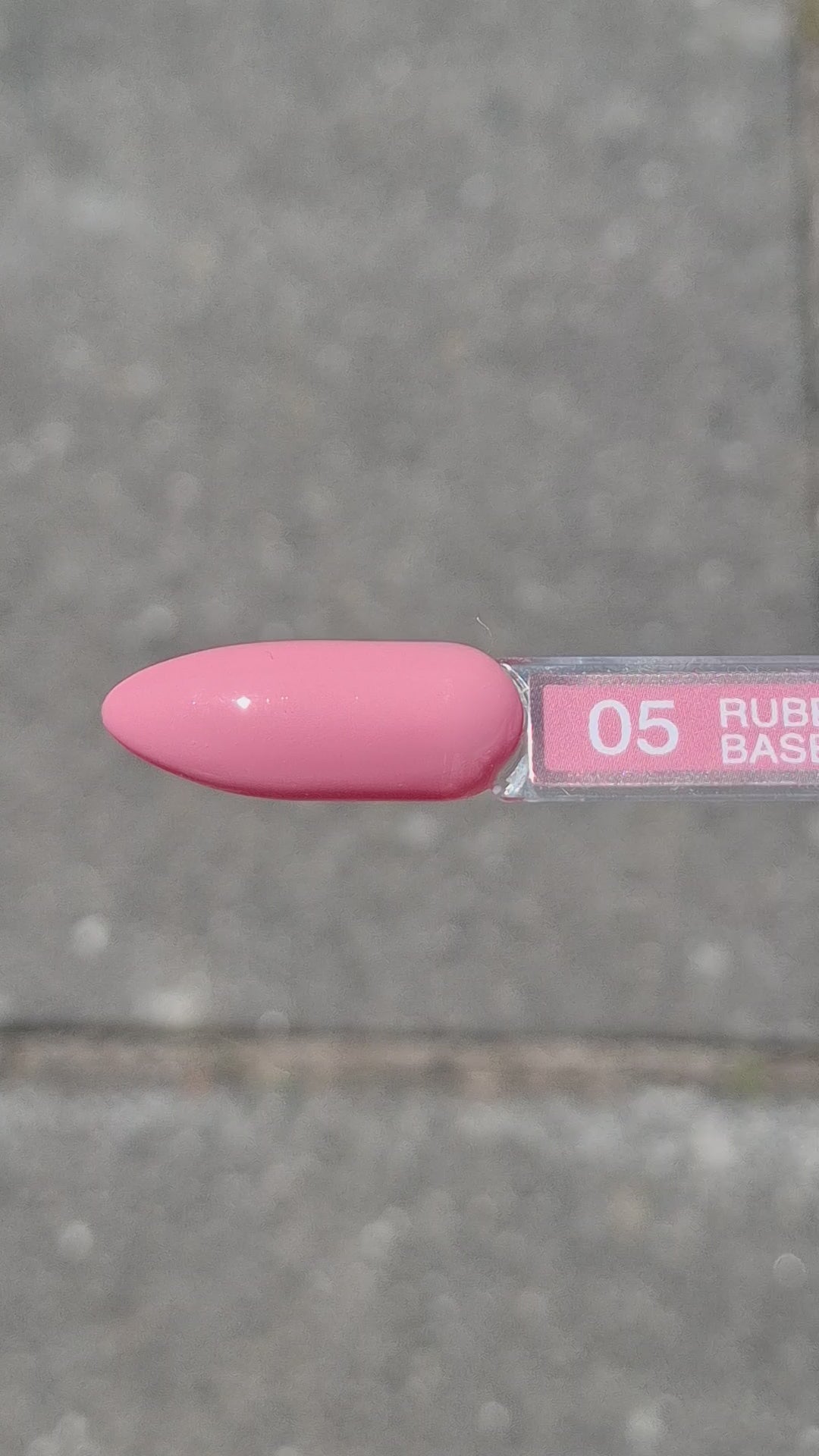 Video laden: Rubber Base Kiss Me Softcore #5 – Zacht Helder Baby-Roze met Frisse Romantische Gloed