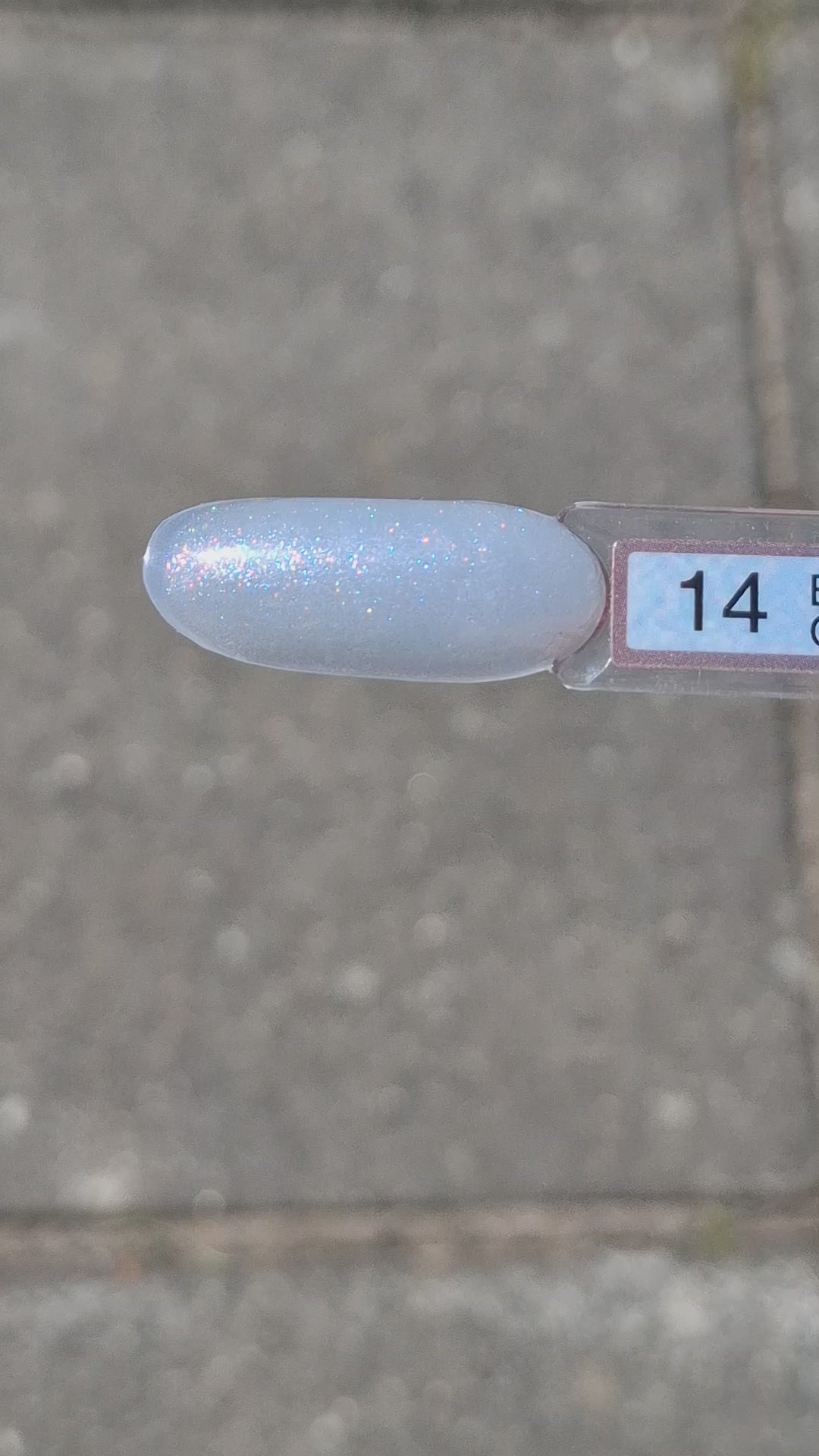 Video laden: Quida Builder Gel Opal Shine #014 - Parelmoer Hard Gel voor BIAB &amp; Bridal Nagels