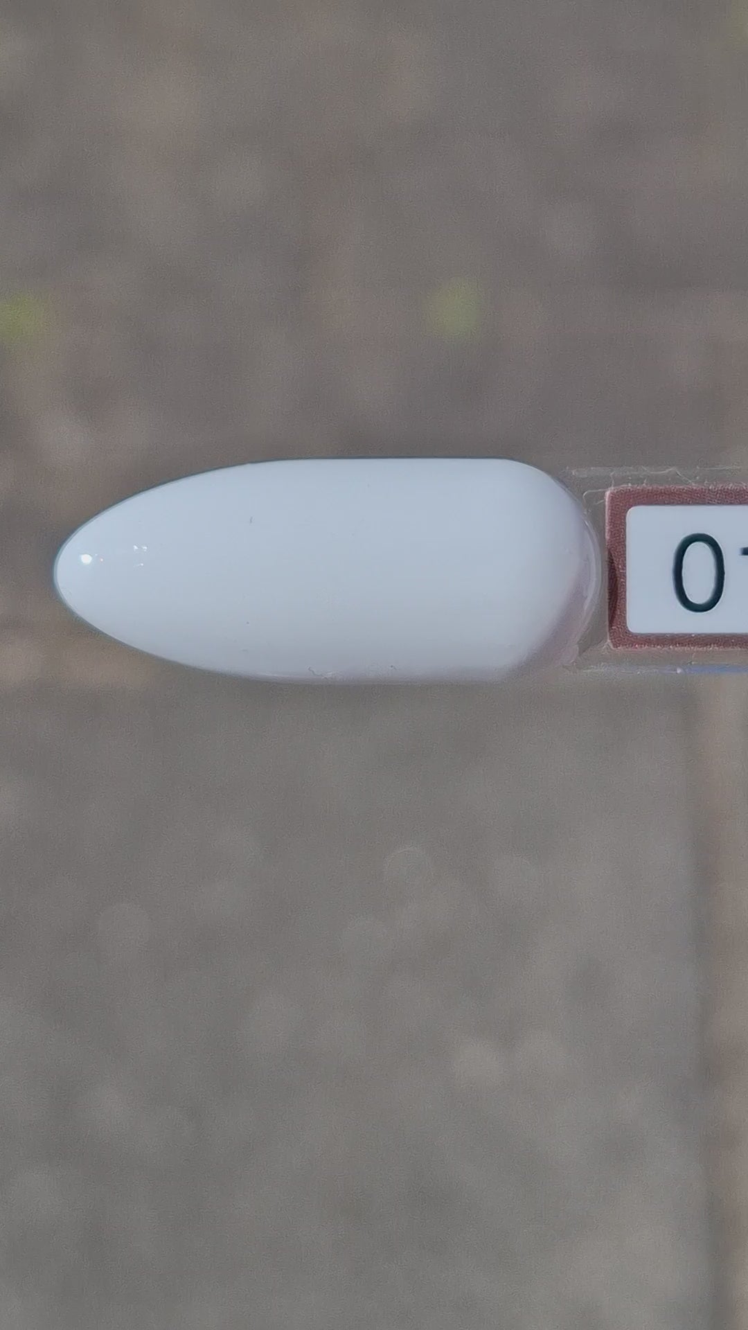 Video laden: Gel Polish Pure White #1 – Stralend Wit Zonder Ondertoon, Puur en Absoluut Dekkend